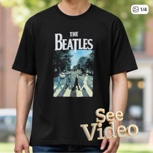 👛 (ANY 2/$30) BEATLES Abbey Road Black Short Sleeve Graphic Tee